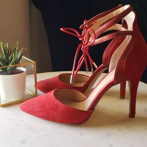 Gianni Bini Red Heels